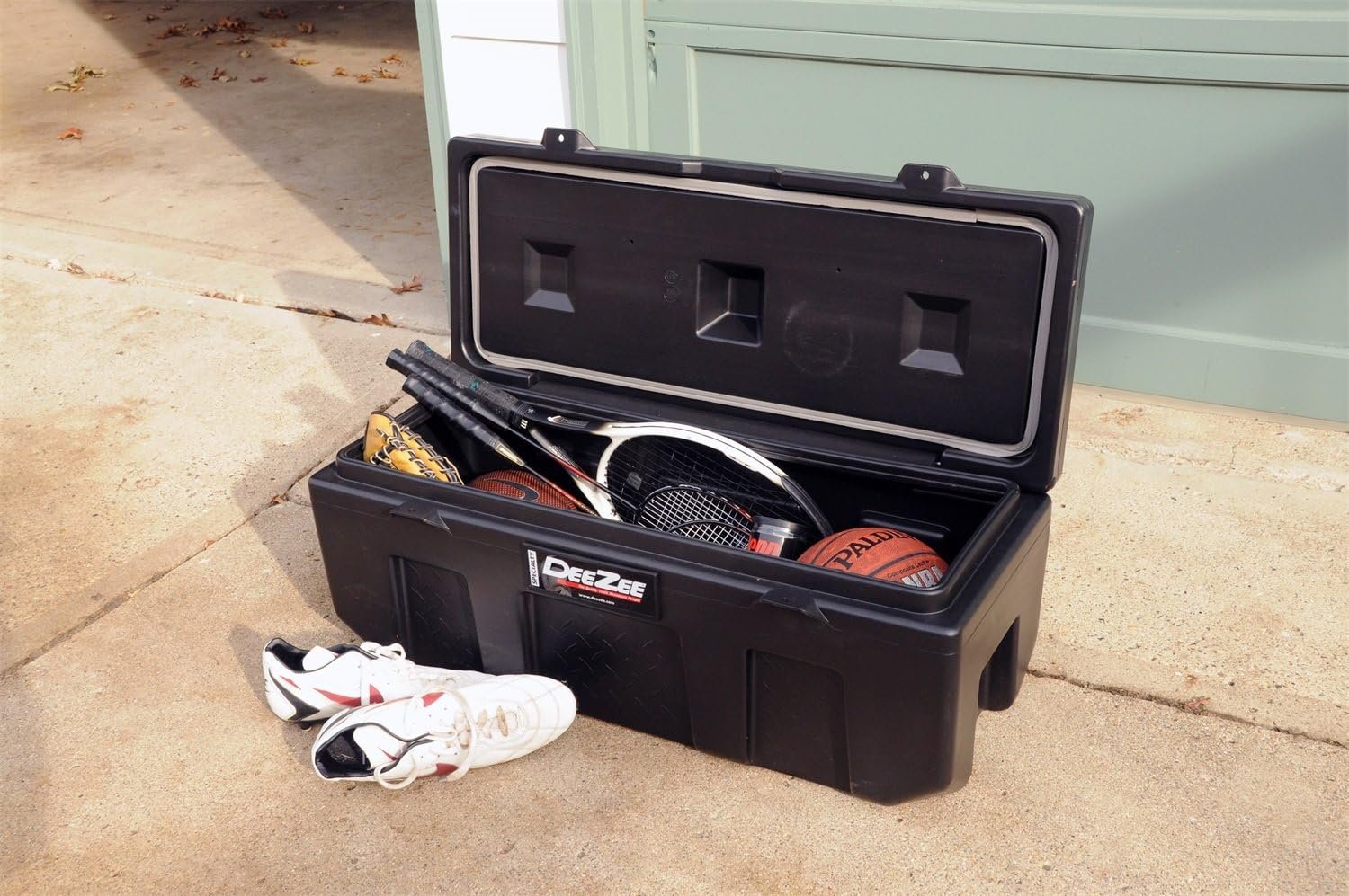 Dee Zee DZ6535P Poly Plastic Storage Chest