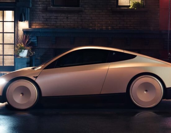 418-mile range, 219 hp, 48-kWh battery