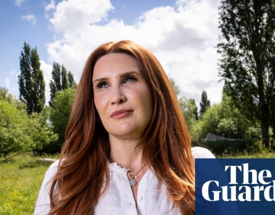 A British woman was strangled to death in Britain - why did the US military listen to her case? - Podcast | U.S. military