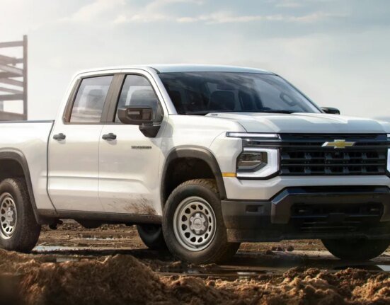 Base Chevy Silverado 1500 work truck finally gets Duramax diesel