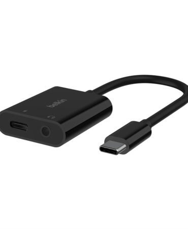 Belkin Portable Charger, Power Bank 20000 mAh 30W USB C for Phone, Laptop - iPhone 17, Air, Pro Max, iPad, AirPods, Apple Watch, Galaxy S25, & More - Black
