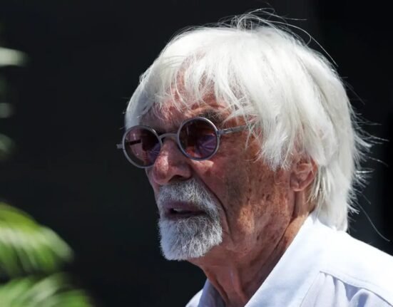 Bernie Ecclestone supports dramatically switching F1 to larger V8 engines by 2031