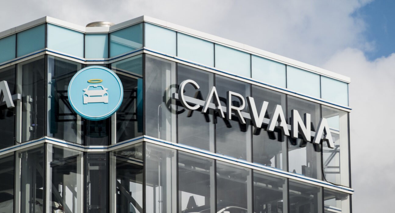 Carvana quietly buys several Stellantis dealerships and now sells new cars too