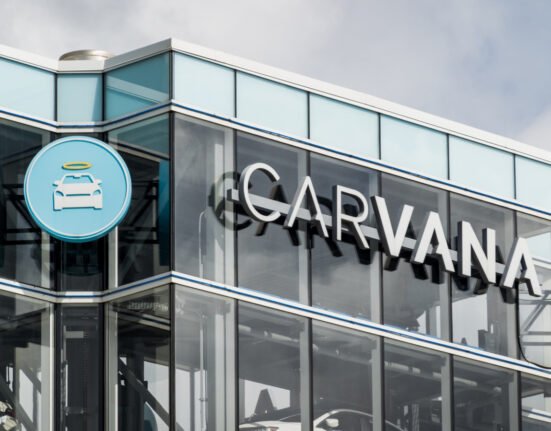 Carvana quietly buys several Stellantis dealerships and now sells new cars too