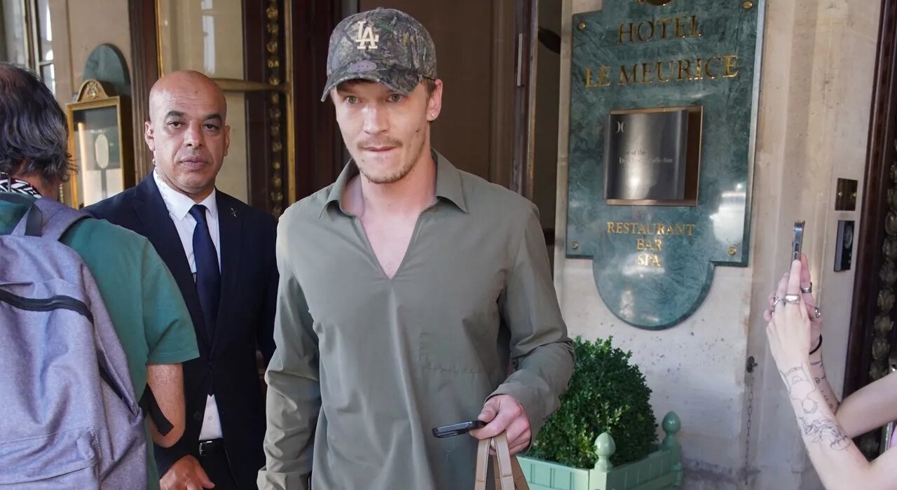 Connor Storey beats the Paris heat in killer tonal look
