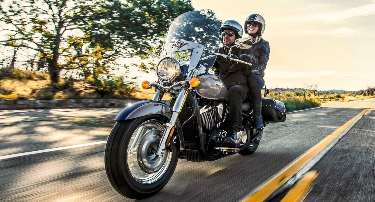 Cruiser with Japanese reliability and American-bike appearance