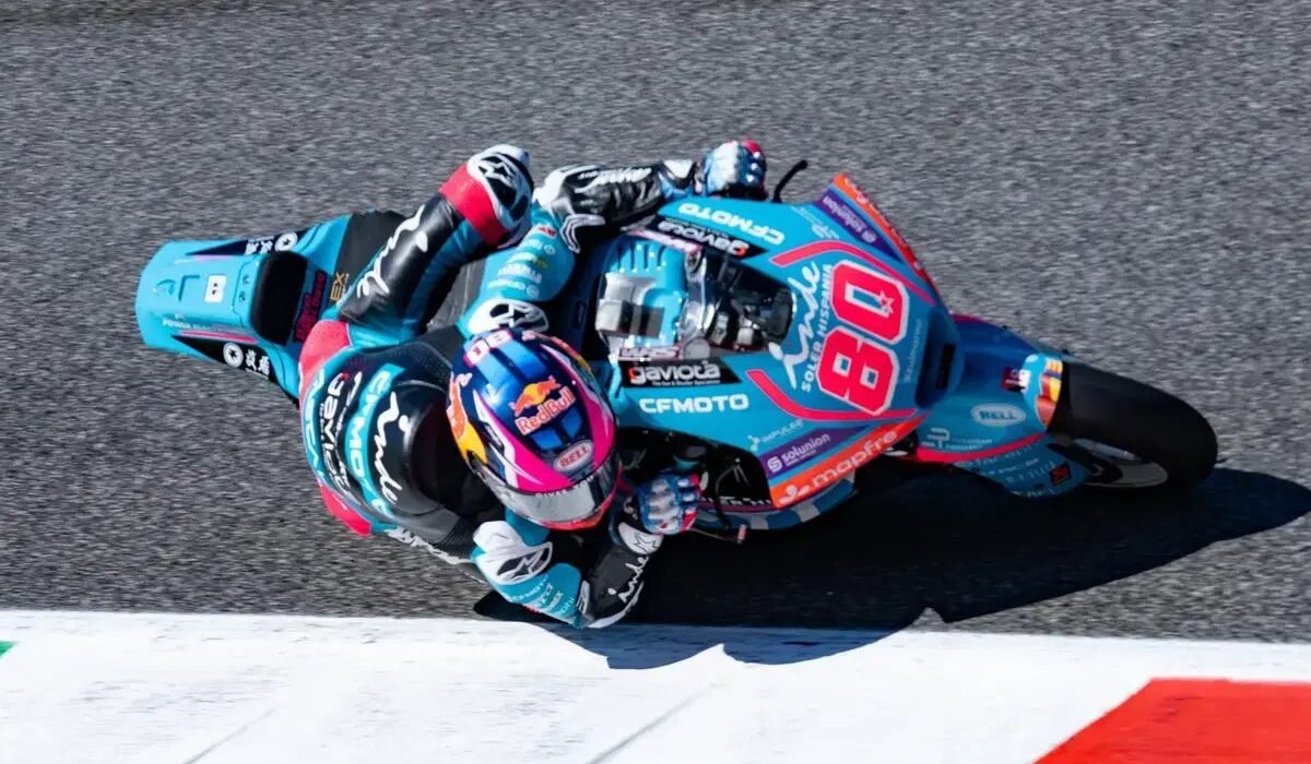 David Alonso moves closer to lap record as Manuel Gonzalez dominates Moto2 Brno practice