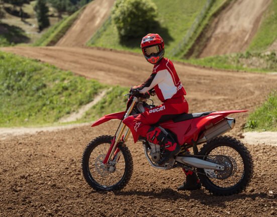 Ducati Desmo250 MX: Borgo Panigale's new weapon for the MX2 class