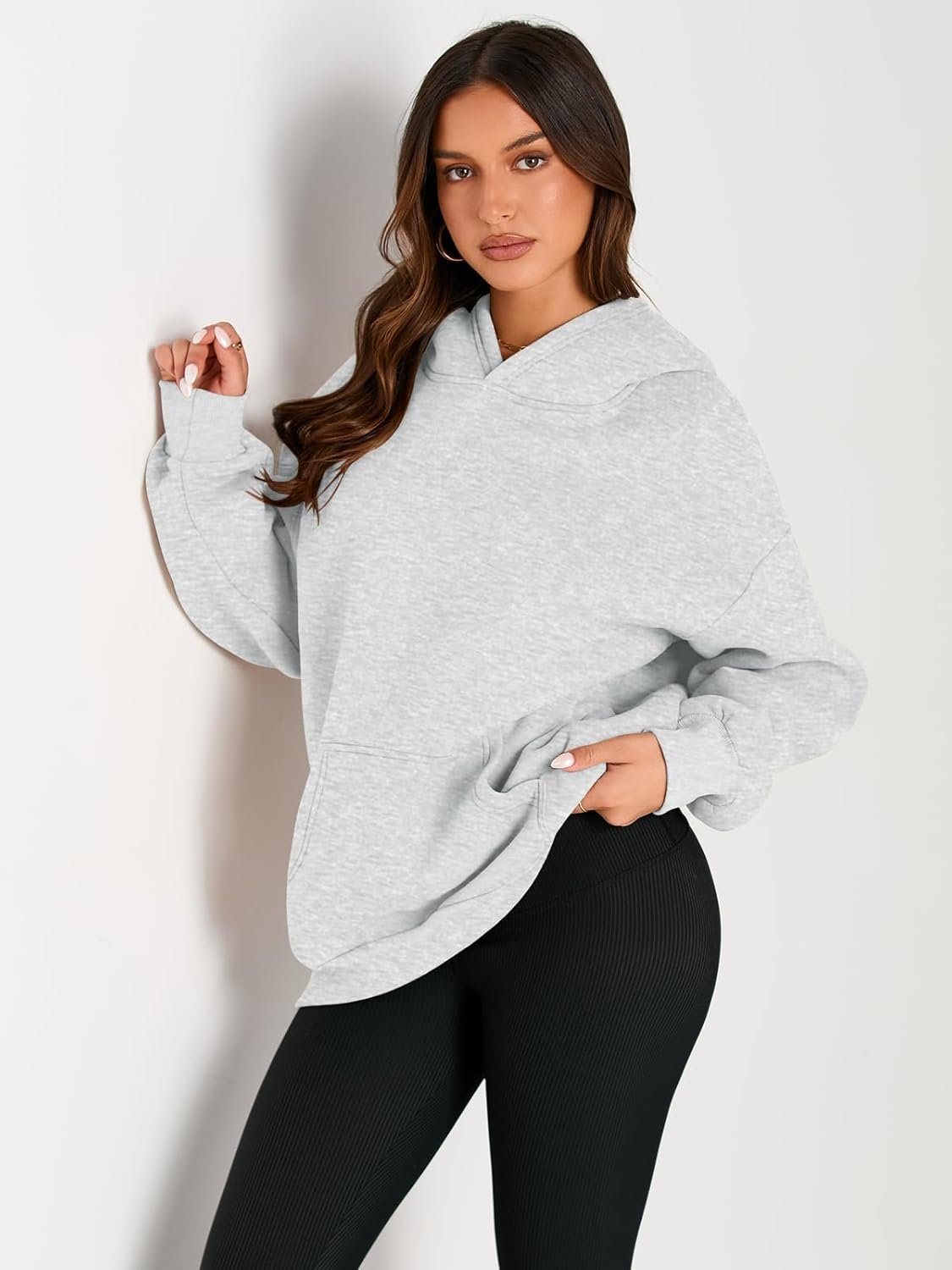 EFAN Women's Oversized Comfort Fleece Hoodies, Cozy Trendy Pullover Sweatshirts with Pockets For Fall & Winter