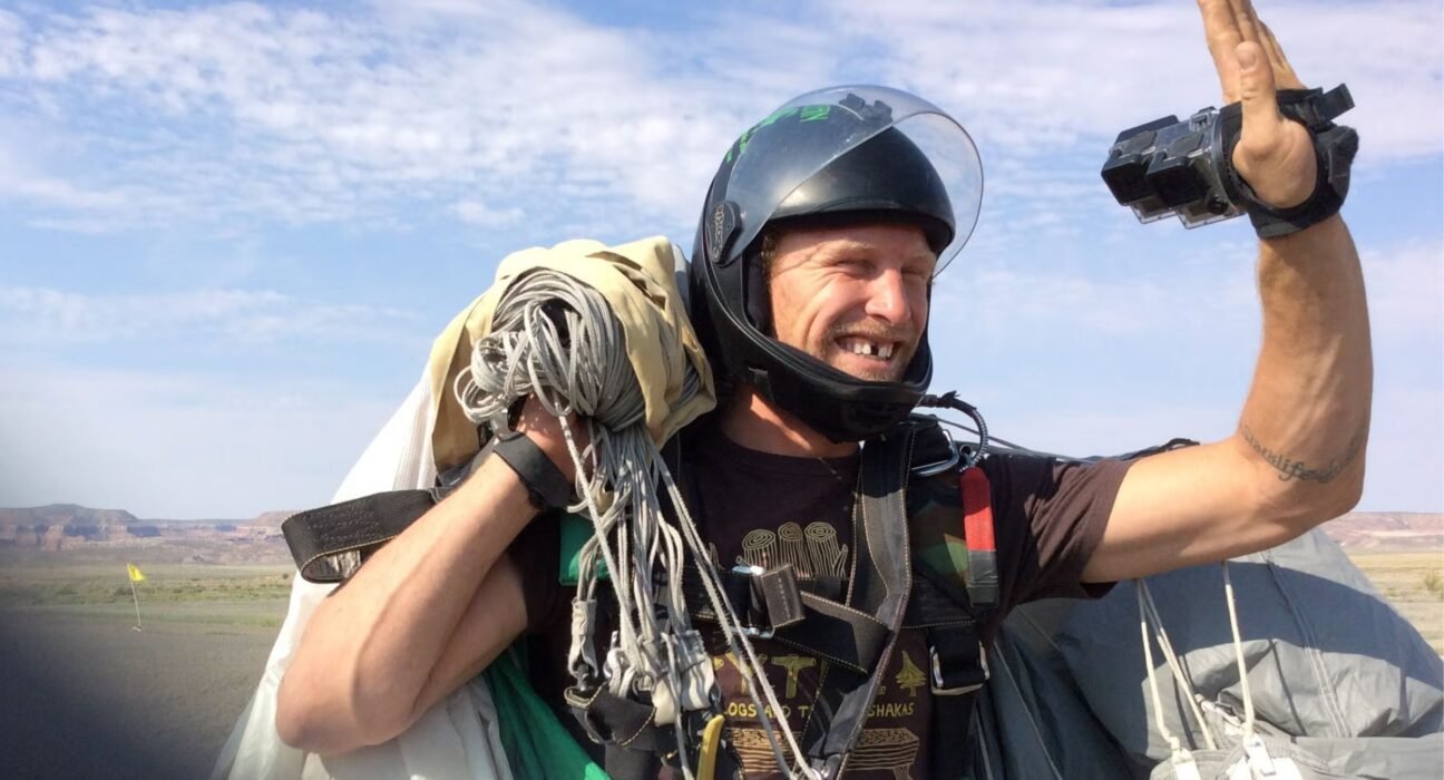 Extreme sports pioneer Andy Lewis dies in Utah base jump
