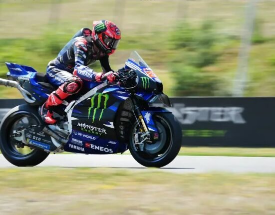 Fabio Quartararo struggles with mysterious Yamaha in dramatic Czech MotoGP sprint clash