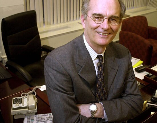 Gregory Williams, an academic with an unusual perspective on race, dies at 81