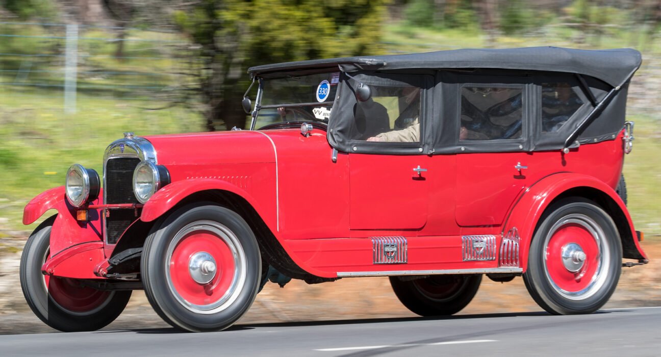 How Walter Chrysler transformed the failing Maxwell into the Chrysler Corporation of America in 1925