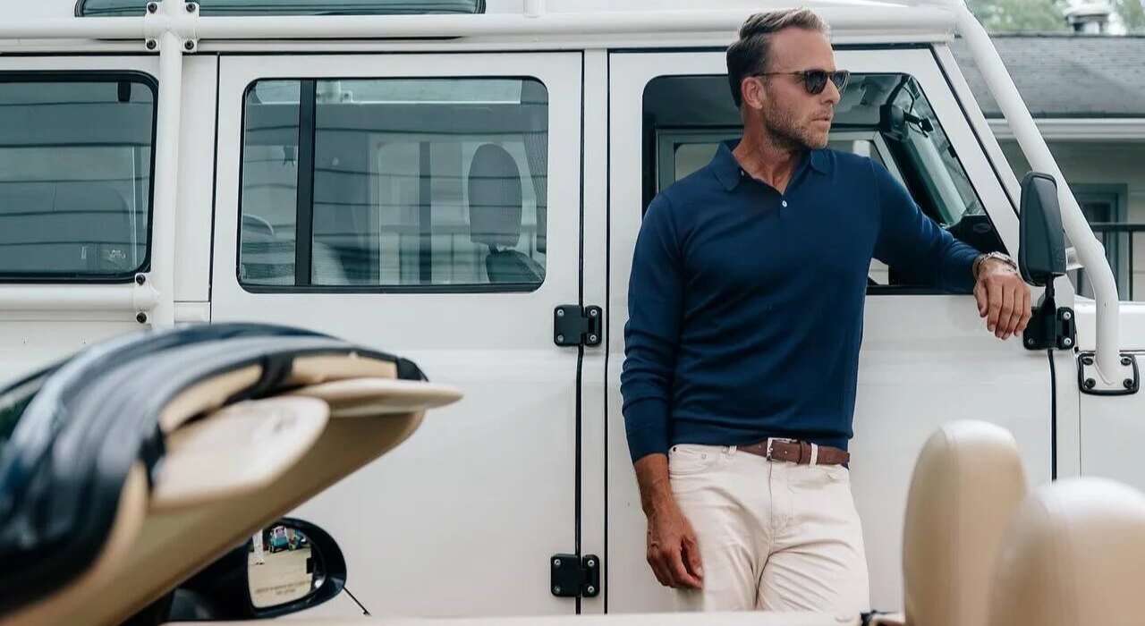 How to Wear White Pants for Men (Outfit Ideas)