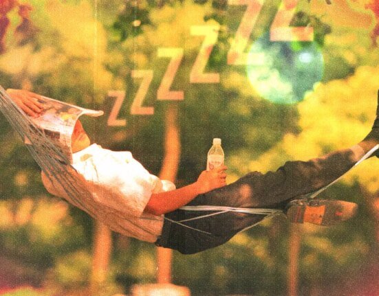 How to sleep in hot weather according to experts?