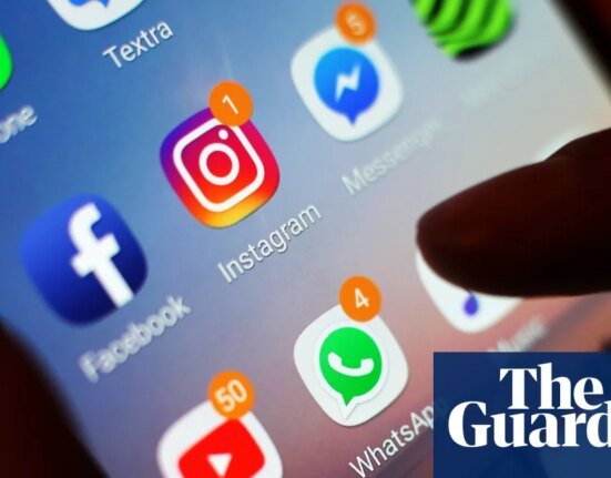 How will the under-16 social media ban work? - Podcast | ban on social media