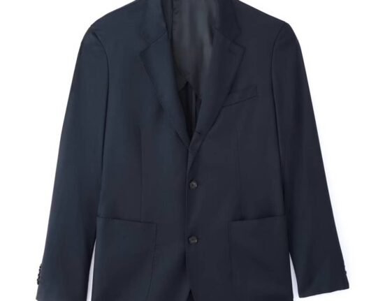 Huckberry is selling its Essential Suit Jacket in 3 timeless colors at 55% off