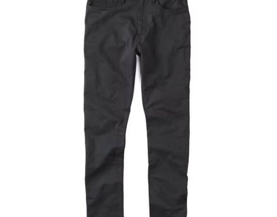Huckberry's best-selling 365 chinos are currently 30% off in multiple colors