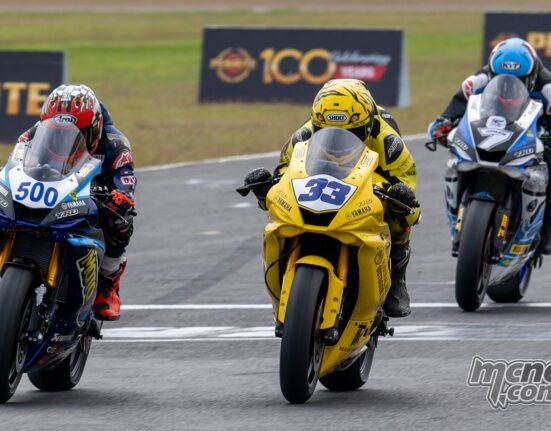 Huge collection of high-res images from Friday at QLD Raceway ASBK