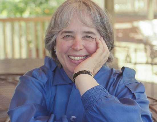 Jane Yolen, whose children's books were based on everyday life, dies at 87