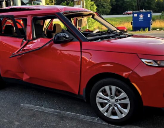 Kia Soul explodes due to compressed air and burning cigarette