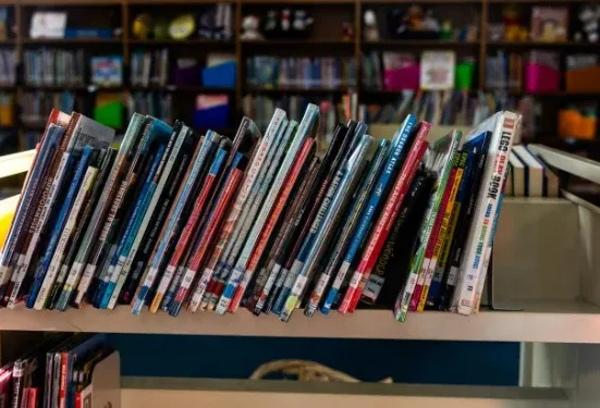 LeVar Burton, Mychal Threats and Obama walk into the library