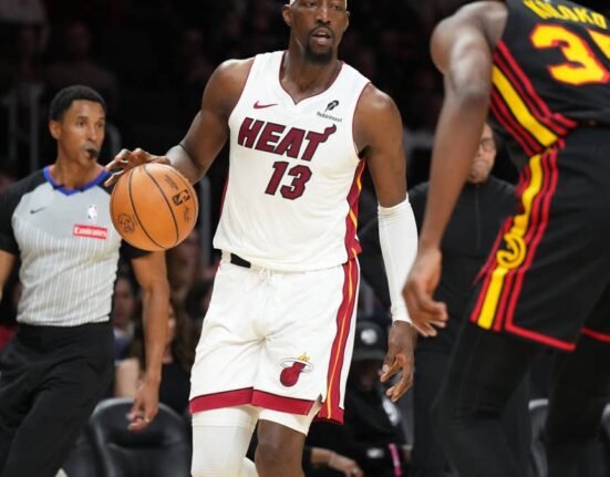 Leaving the Lakers, LeBron's next move could shock the league, especially the Warriors hopefuls