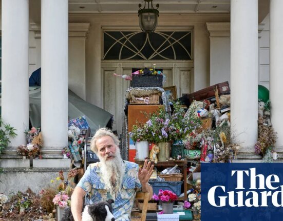 Life on the Porch of an Empty Mansion - Podcast | Accommodation