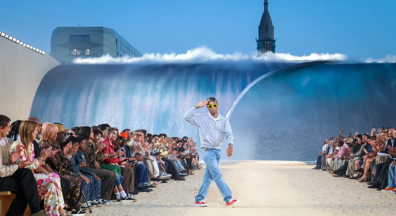 My trip to Louis Vuitton Beach in the center of Paris