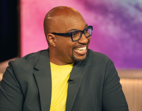Newbery Medalist Kwame Alexander leaves mark on Sourcebooks