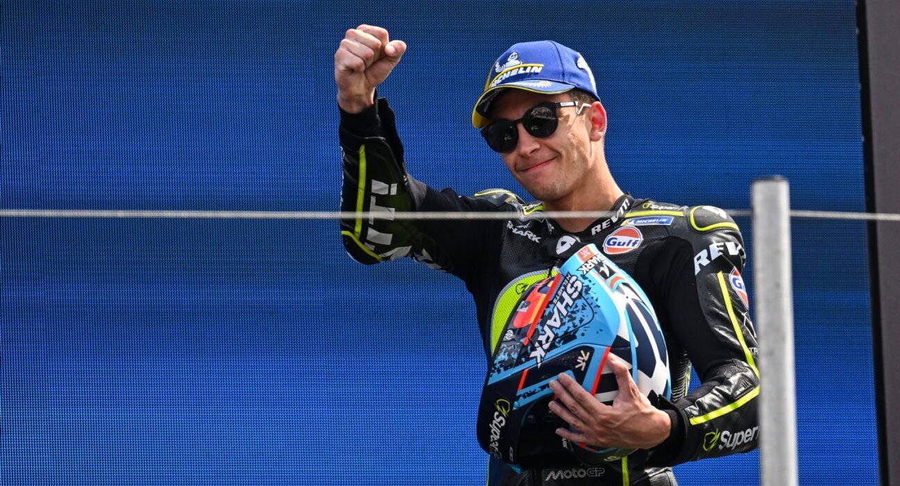 Raul Fernandez becomes MotoGP's hottest prospect as trackhouse struggles to keep him