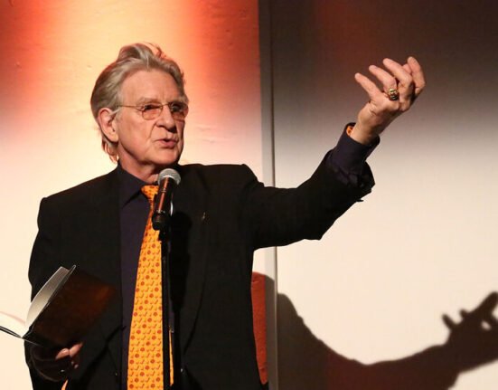 Robert Thurman, leading expert on Tibetan Buddhism and father of Uma Thurman, dies at 84