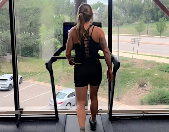 Runners have been analyzing their gait for decades to deal with chronic pain. Can this help pedestrians too?