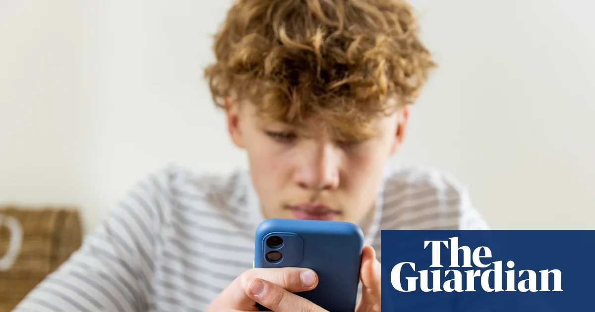Should we ban social media for children under 16? - Podcast | Science