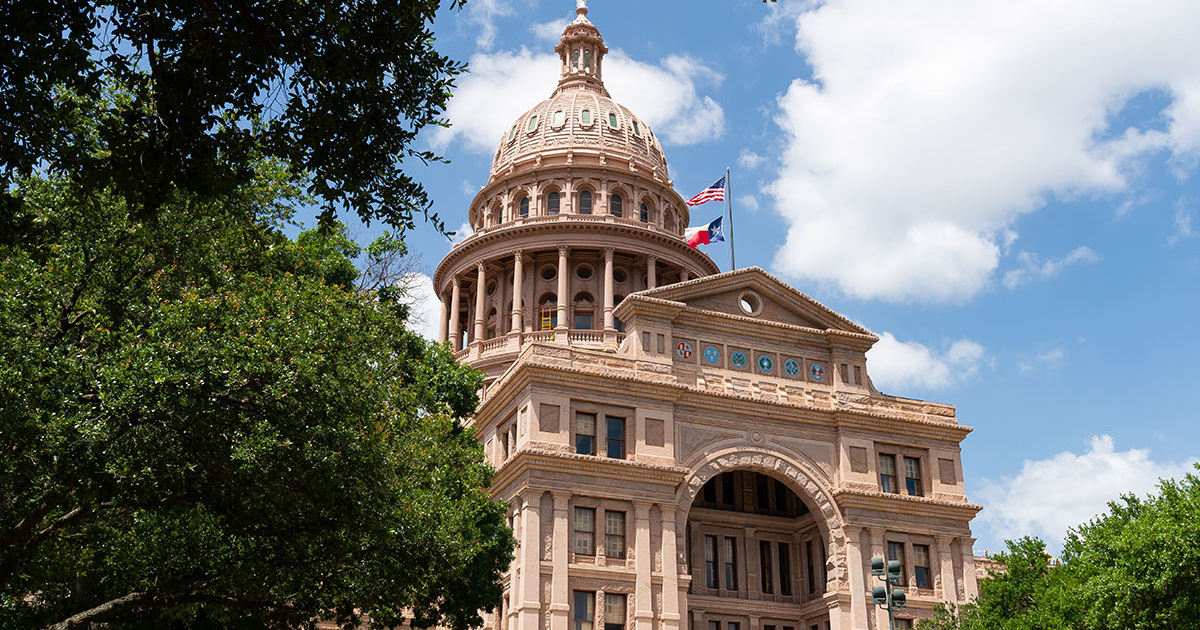 Texas revokes 6,407 non-domiciled CDLs for foreign truck drivers