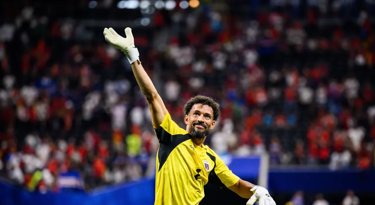 The Legend of Vozinha, Cape Verde (now very famous) goalkeeper