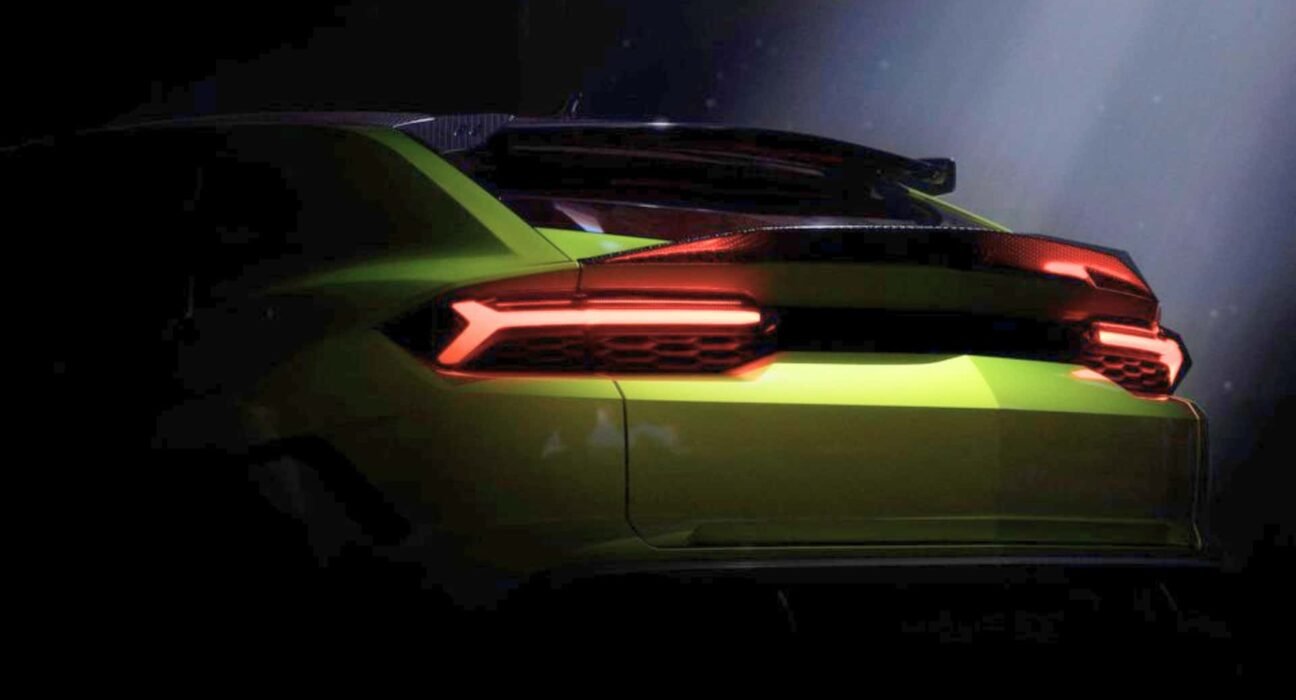 The hottest Lamborghini Urus will be launched next month