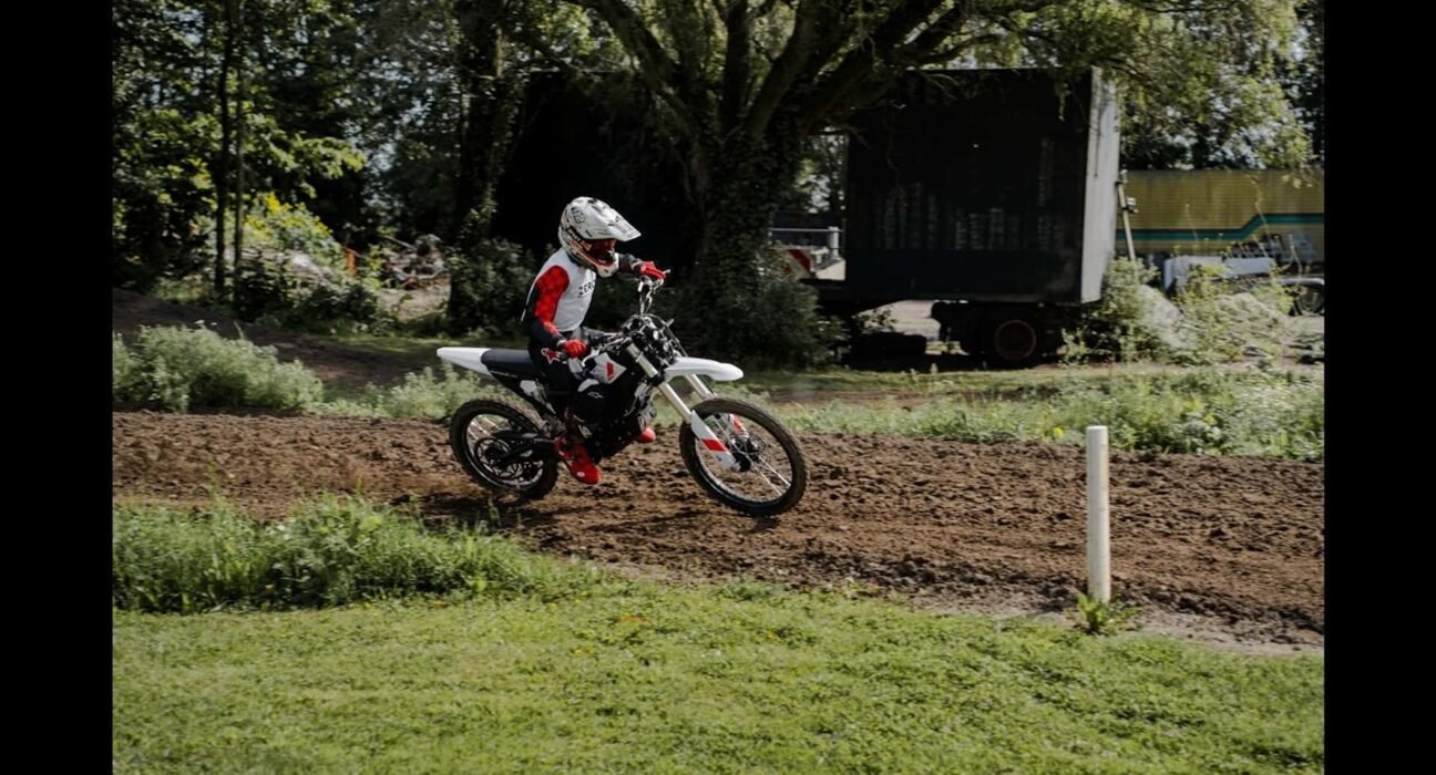 Trying out Zero's new EV dirt bike off-road has never been easier, as the company has started offering demos
