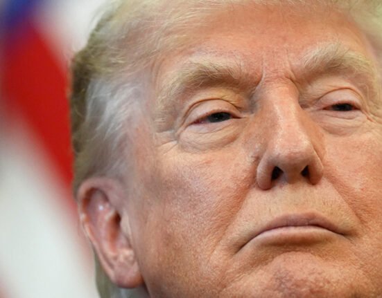 US, Iran move toward interim deal to reopen Hormuz