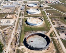 US oil reserves reach 43 year low