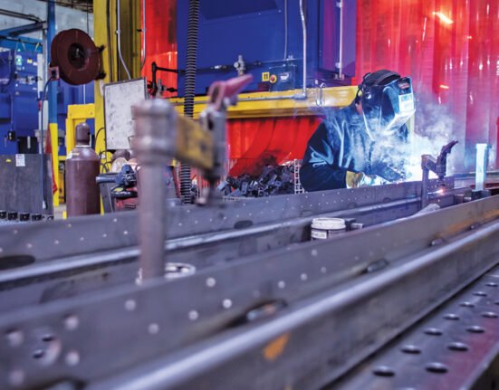 US trailer orders rise 237% despite seasonal slowdown