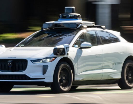 Uber, Waymo end Phoenix robotaxi pilot on Uber app