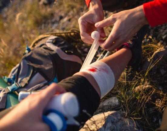 What ER doctors and wilderness experts say you should pack in your first aid kit