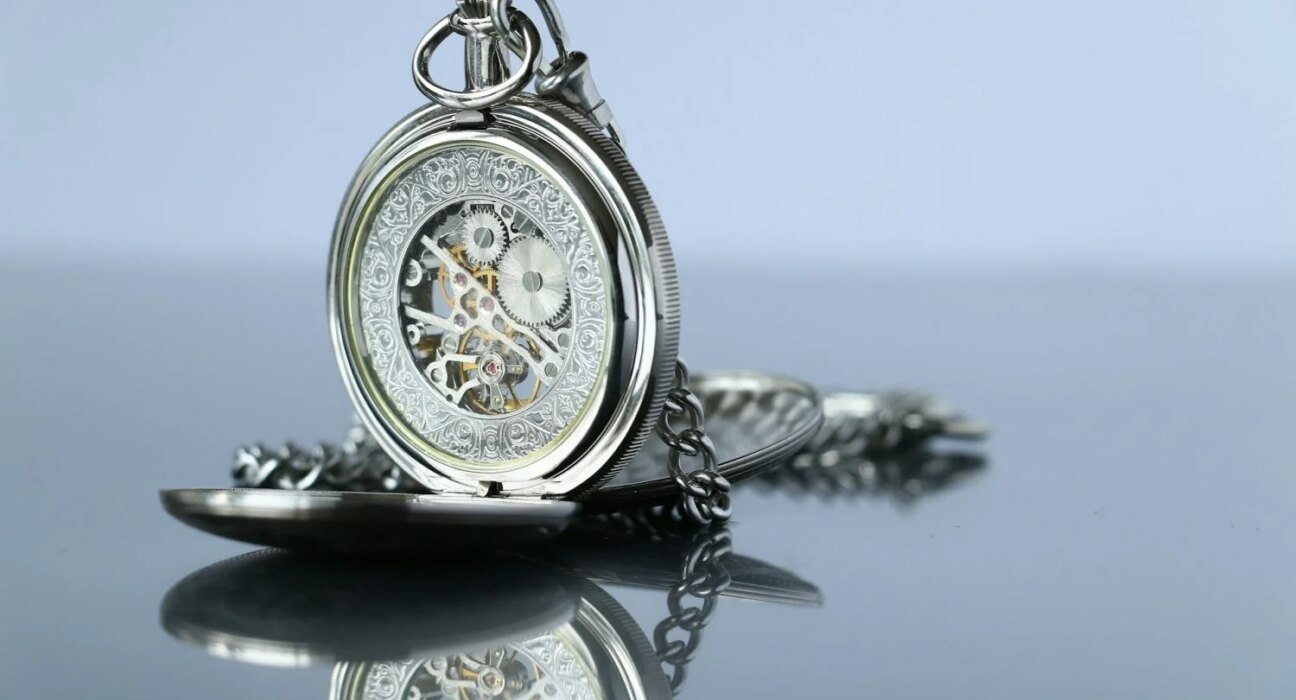 Why are men rediscovering vintage jewelry and collectible watches?
