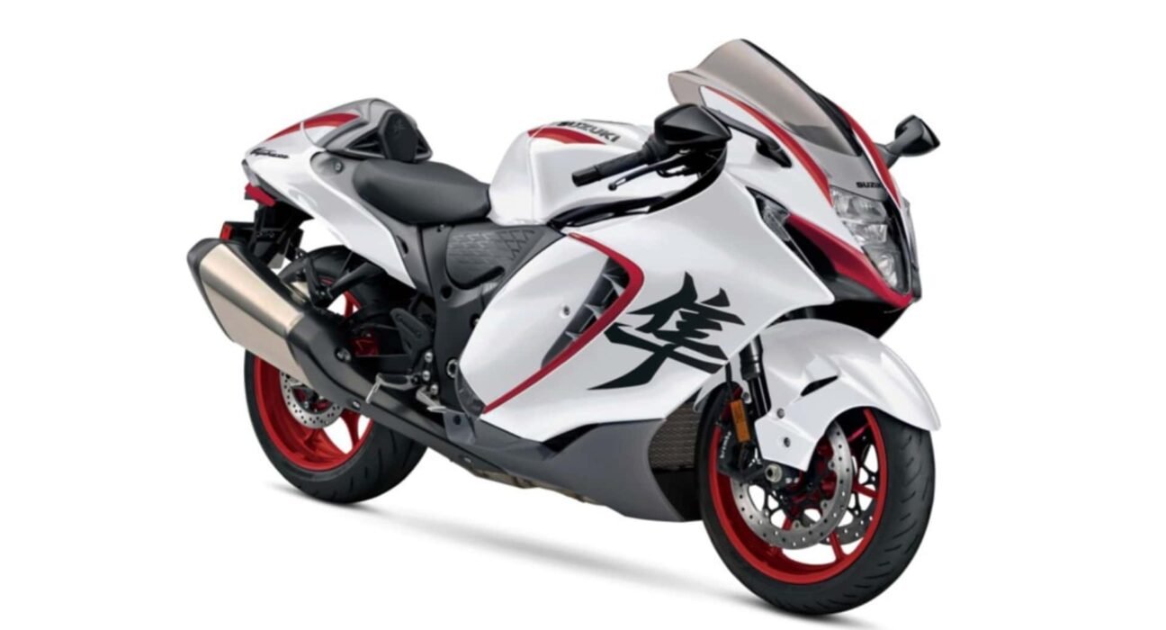2027 Suzuki Hayabusa Special Edition Has a $700 Paint Job with Main Character Energy