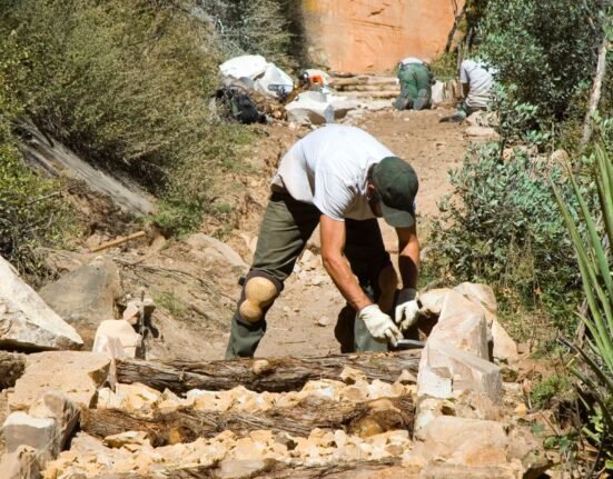 5 things trail workers want every hiker to do for trail safety