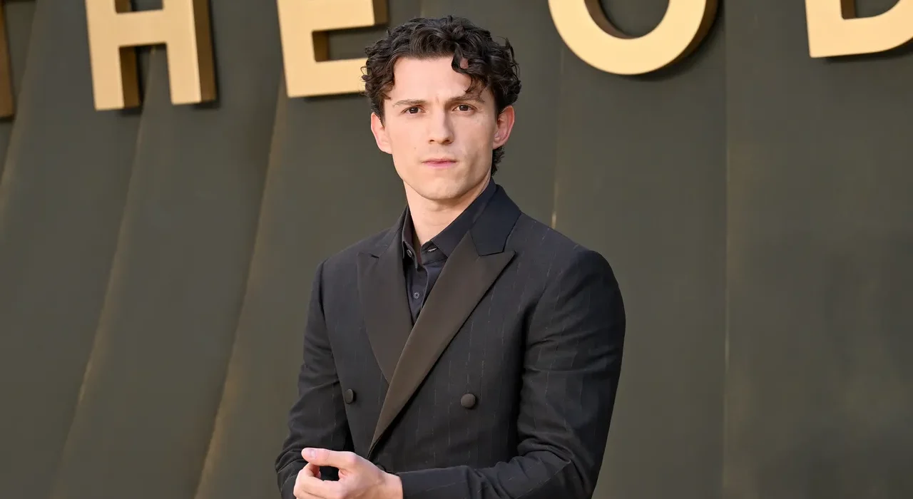 7 Menswear Moves to Steal from the 'Odyssey' Premiere