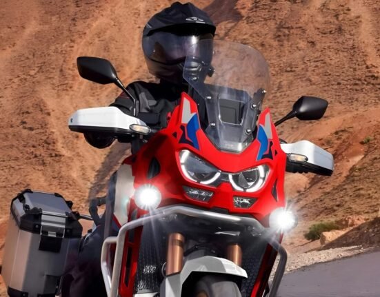 ADV motorcycle that is excellent everywhere