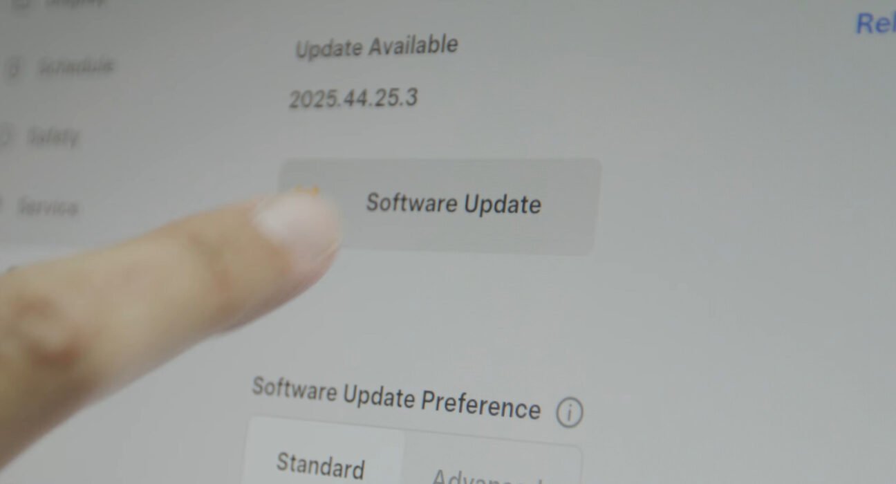 Advantages and disadvantages of over-the-air software updates for modern cars