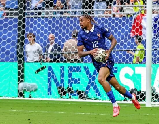 Arsenal target Bradley Barcola in €90 million transfer pursuit